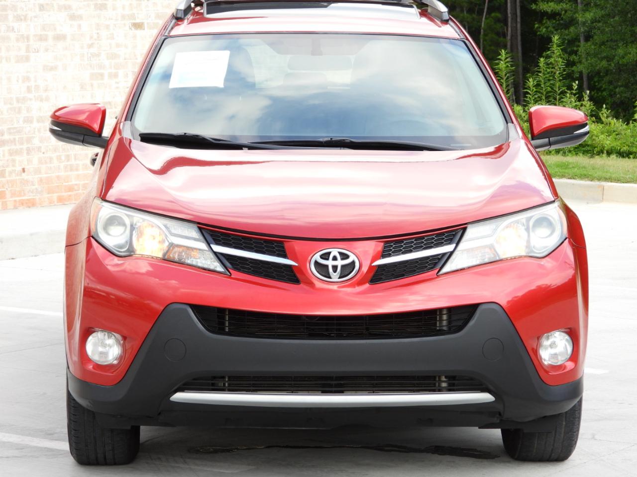 Toyota RAV4 XLE FWD 2015