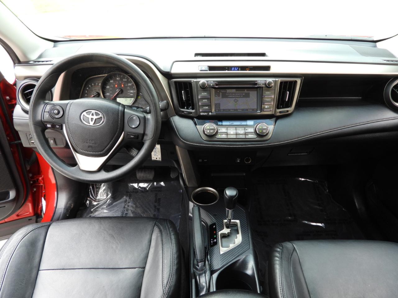 Toyota RAV4 XLE FWD 2015