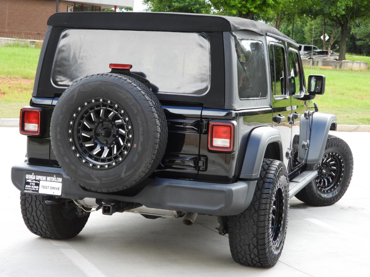 Jeep Wrangler Unlimited Sport 2019