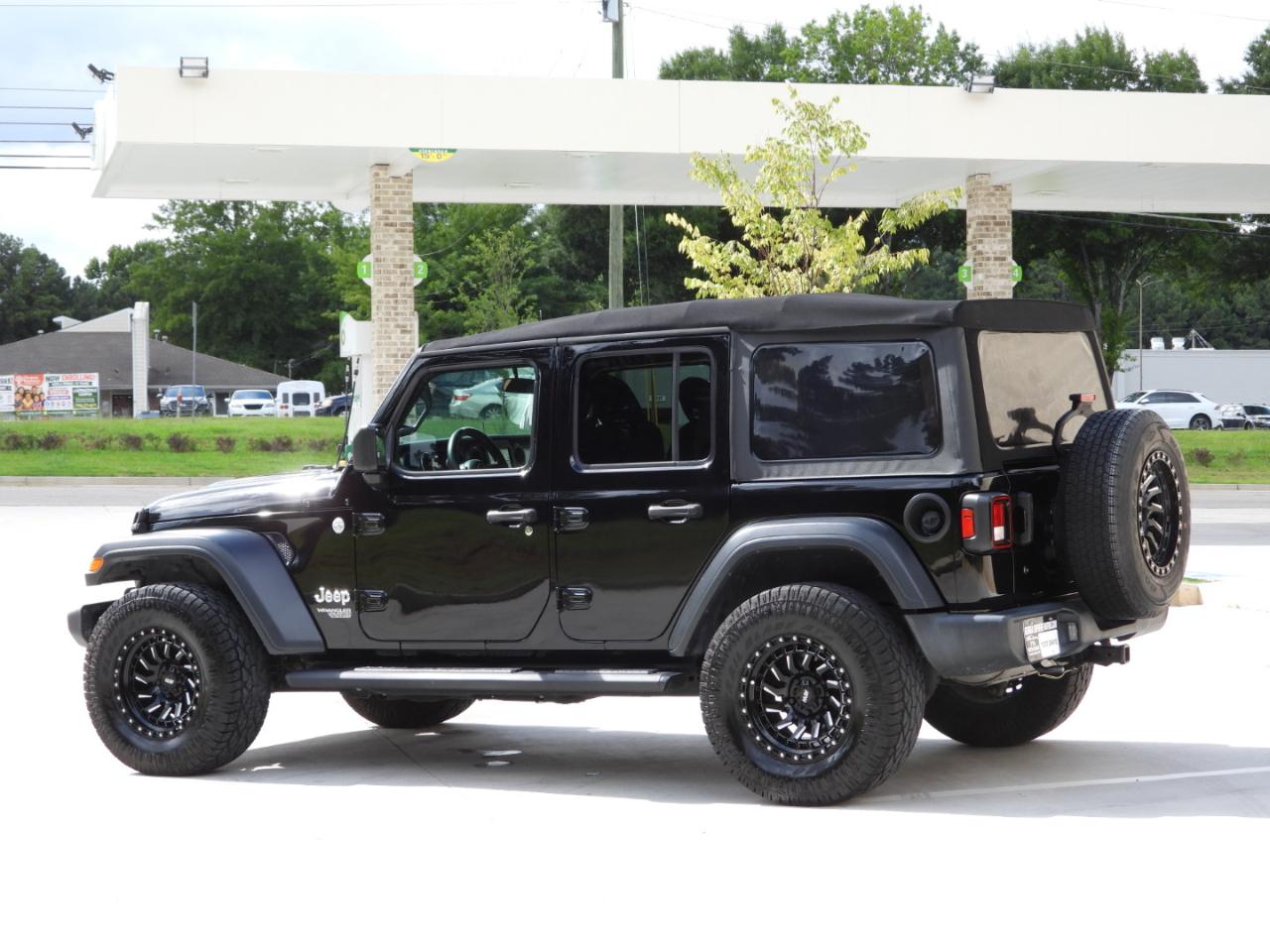 Jeep Wrangler Unlimited Sport 2019