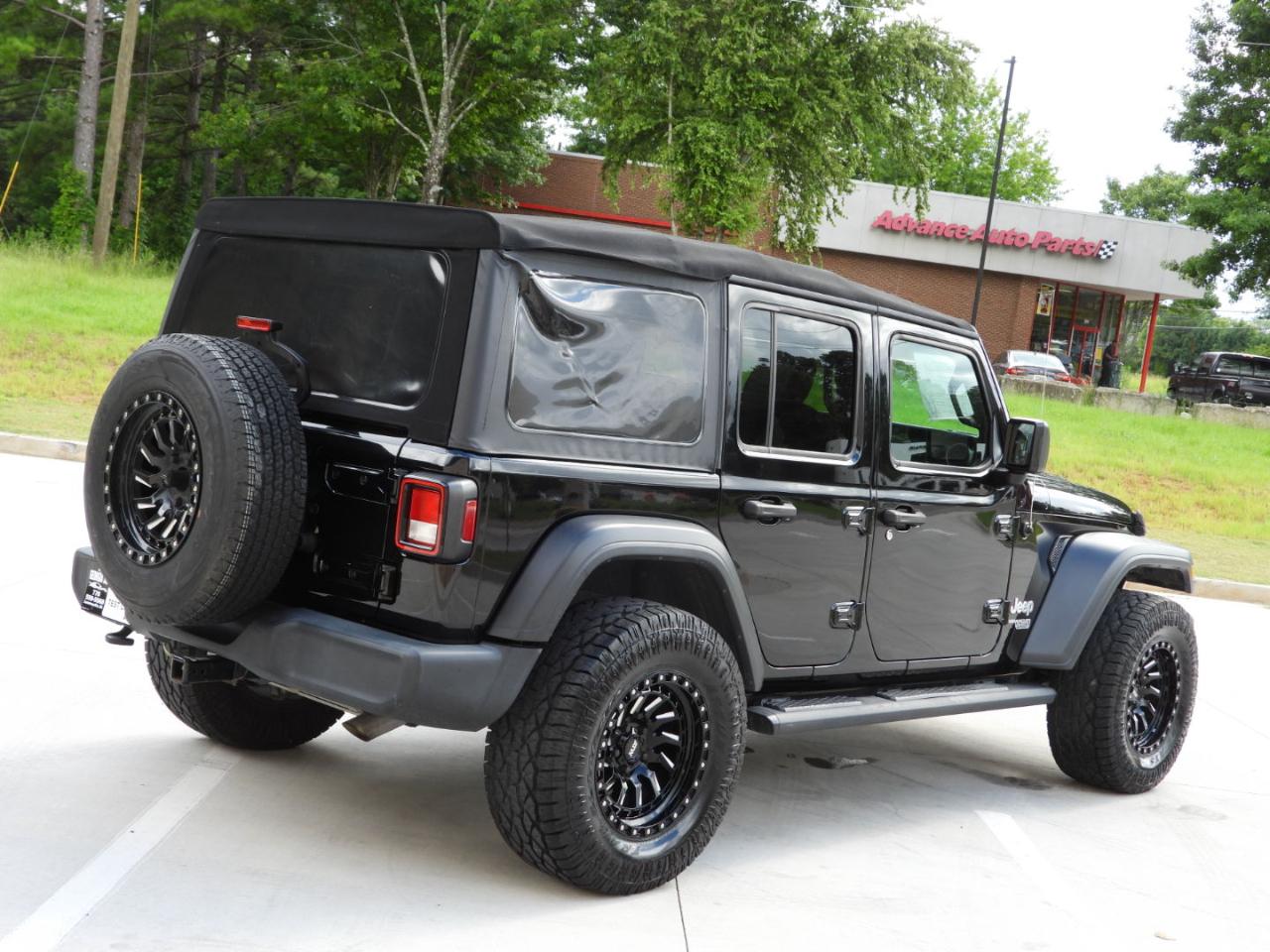Jeep Wrangler Unlimited Sport 2019