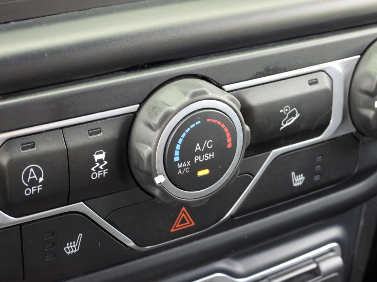 Jeep Wrangler Unlimited Sport 2019