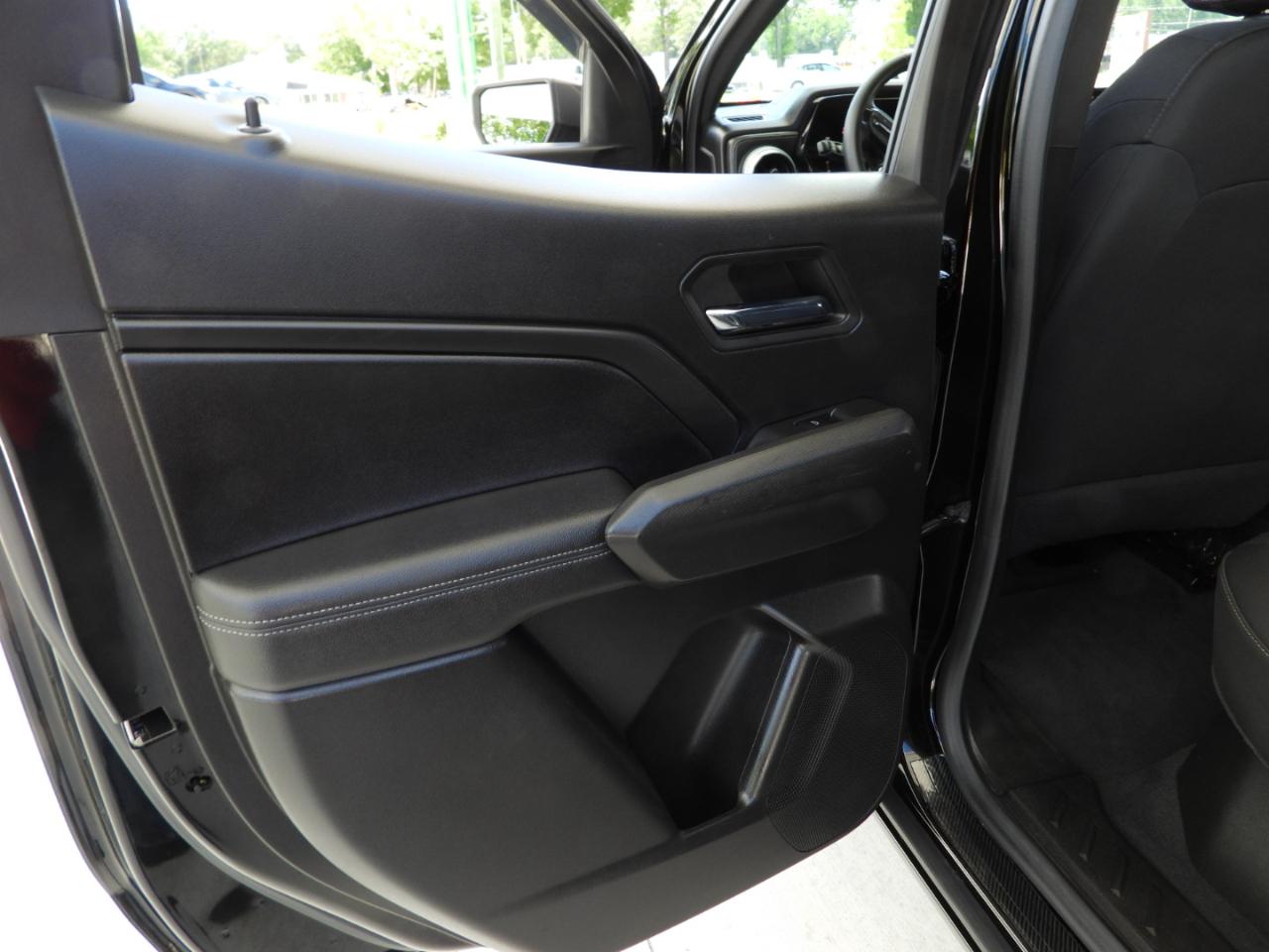 Chevrolet Colorado LT Crew Cab 2WD 2023