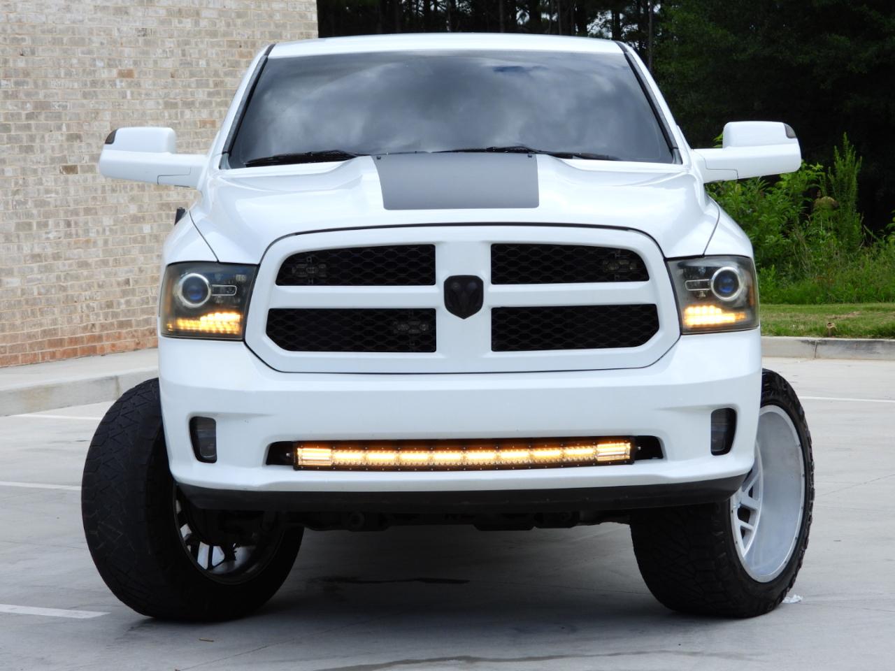 RAM 1500 Tradesman Quad Cab 4WD 2016