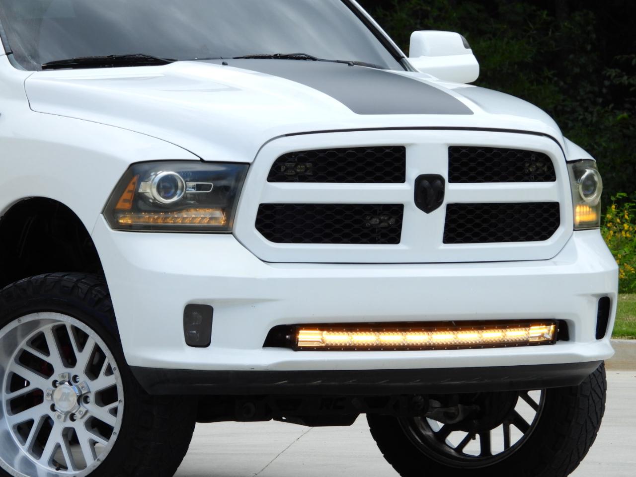 RAM 1500 Tradesman Quad Cab 4WD 2016