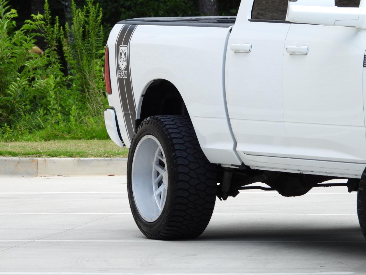 RAM 1500 Tradesman Quad Cab 4WD 2016
