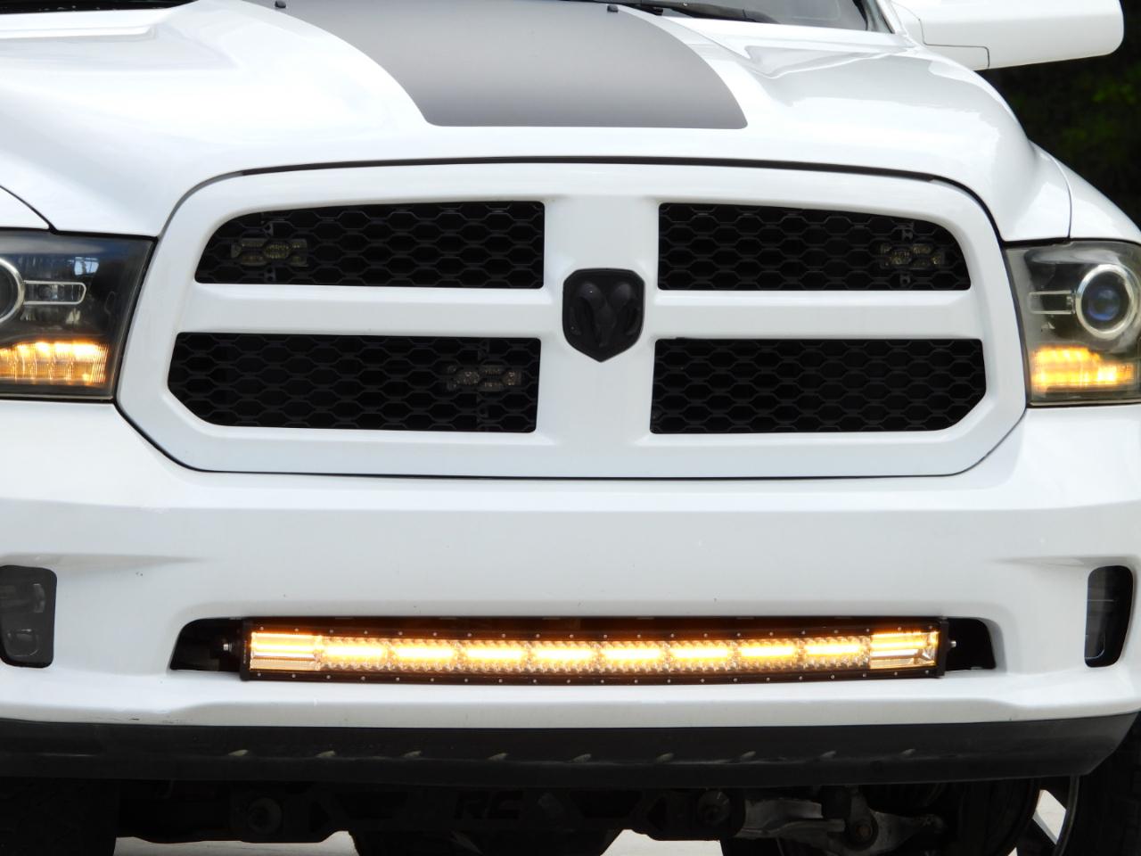 RAM 1500 Tradesman Quad Cab 4WD 2016