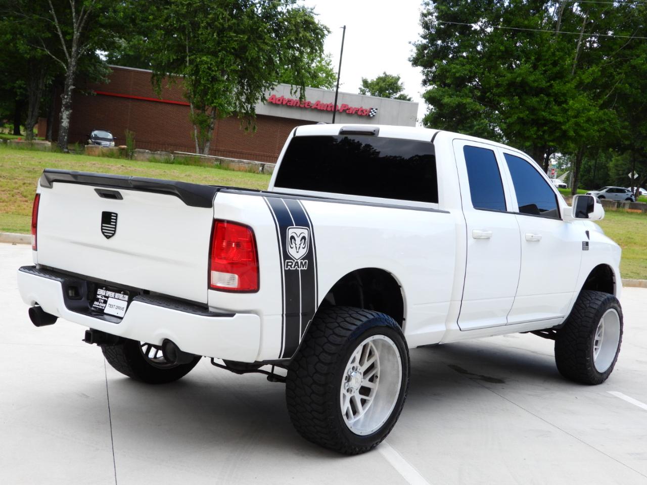 RAM 1500 Tradesman Quad Cab 4WD 2016