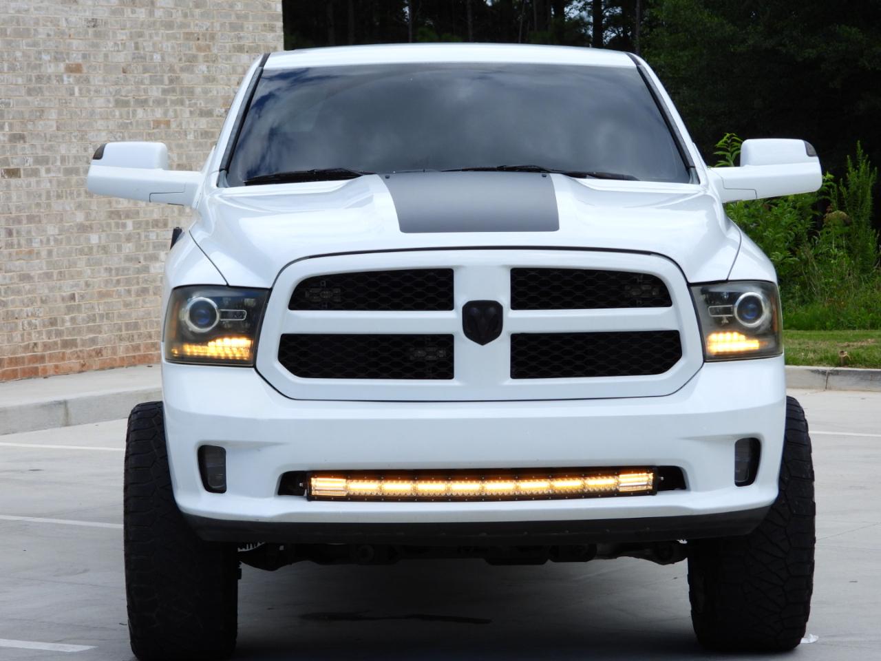 RAM 1500 Tradesman Quad Cab 4WD 2016