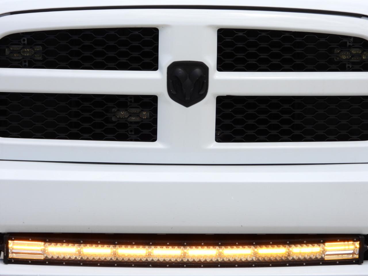 RAM 1500 Tradesman Quad Cab 4WD 2016