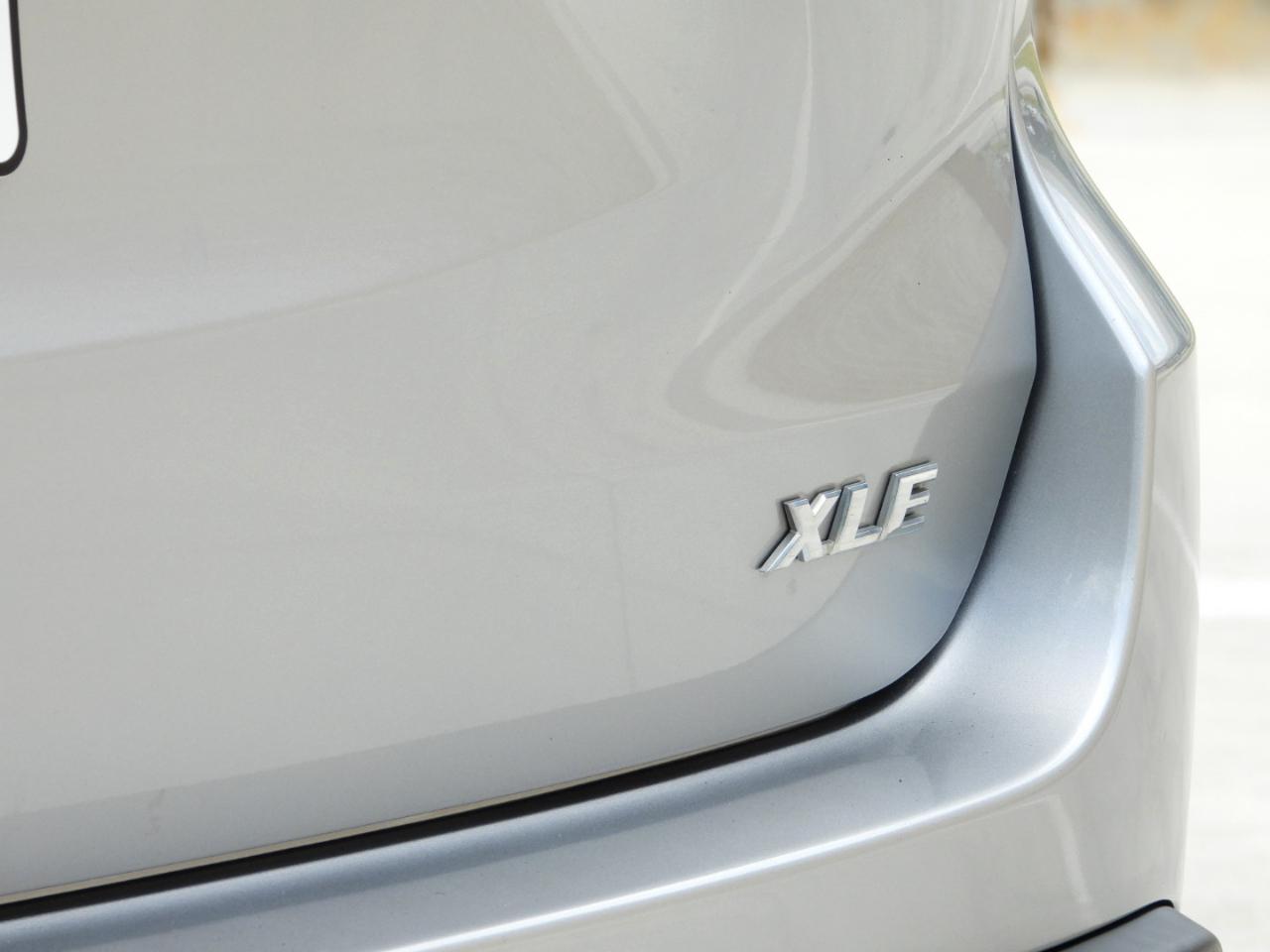 Toyota Highlander XLE FWD V6 2019