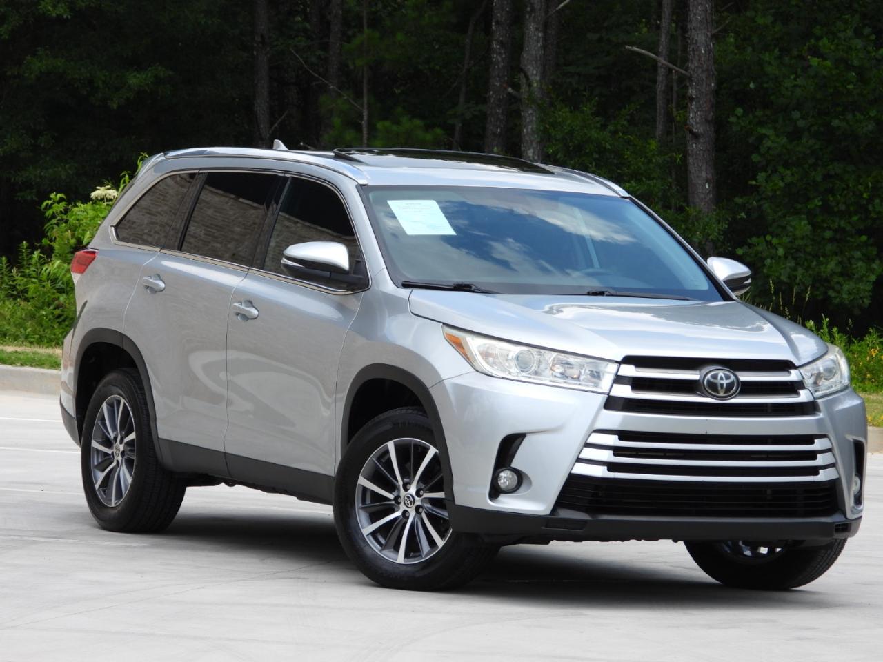 Toyota Highlander XLE FWD V6 2019