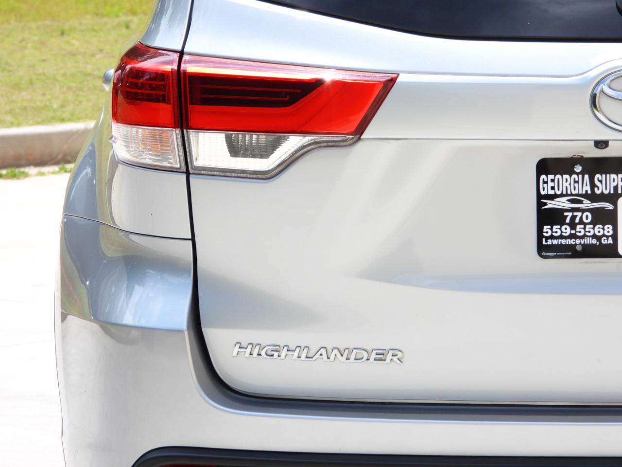 Toyota Highlander XLE FWD V6 2019