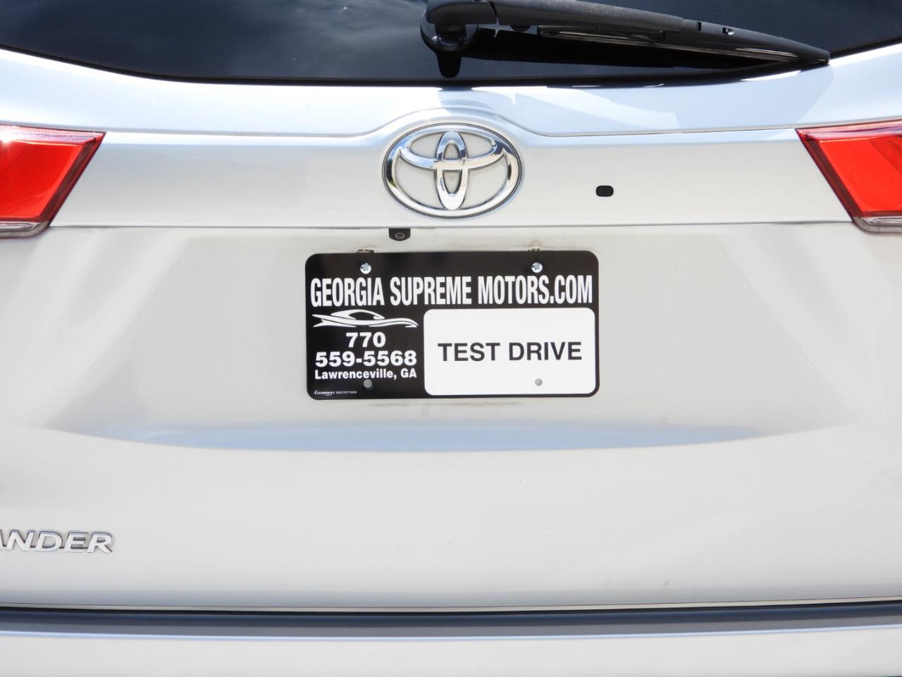 Toyota Highlander XLE FWD V6 2019