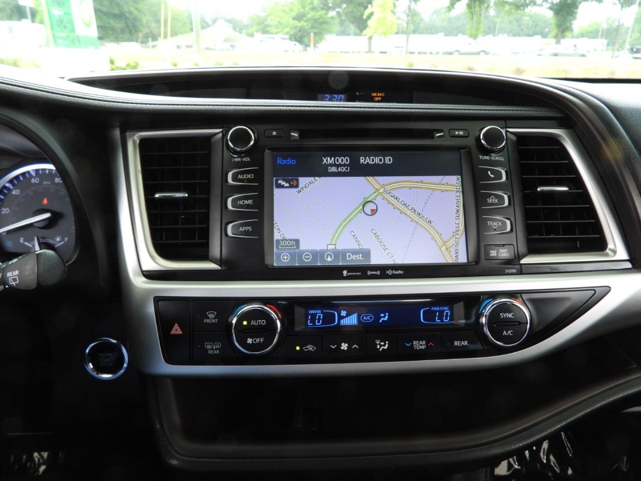 Toyota Highlander XLE FWD V6 2019