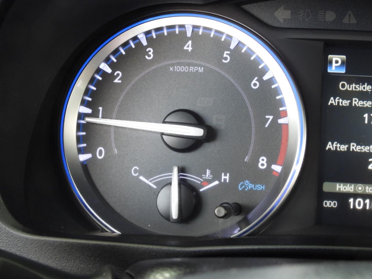 Toyota Highlander XLE FWD V6 2019