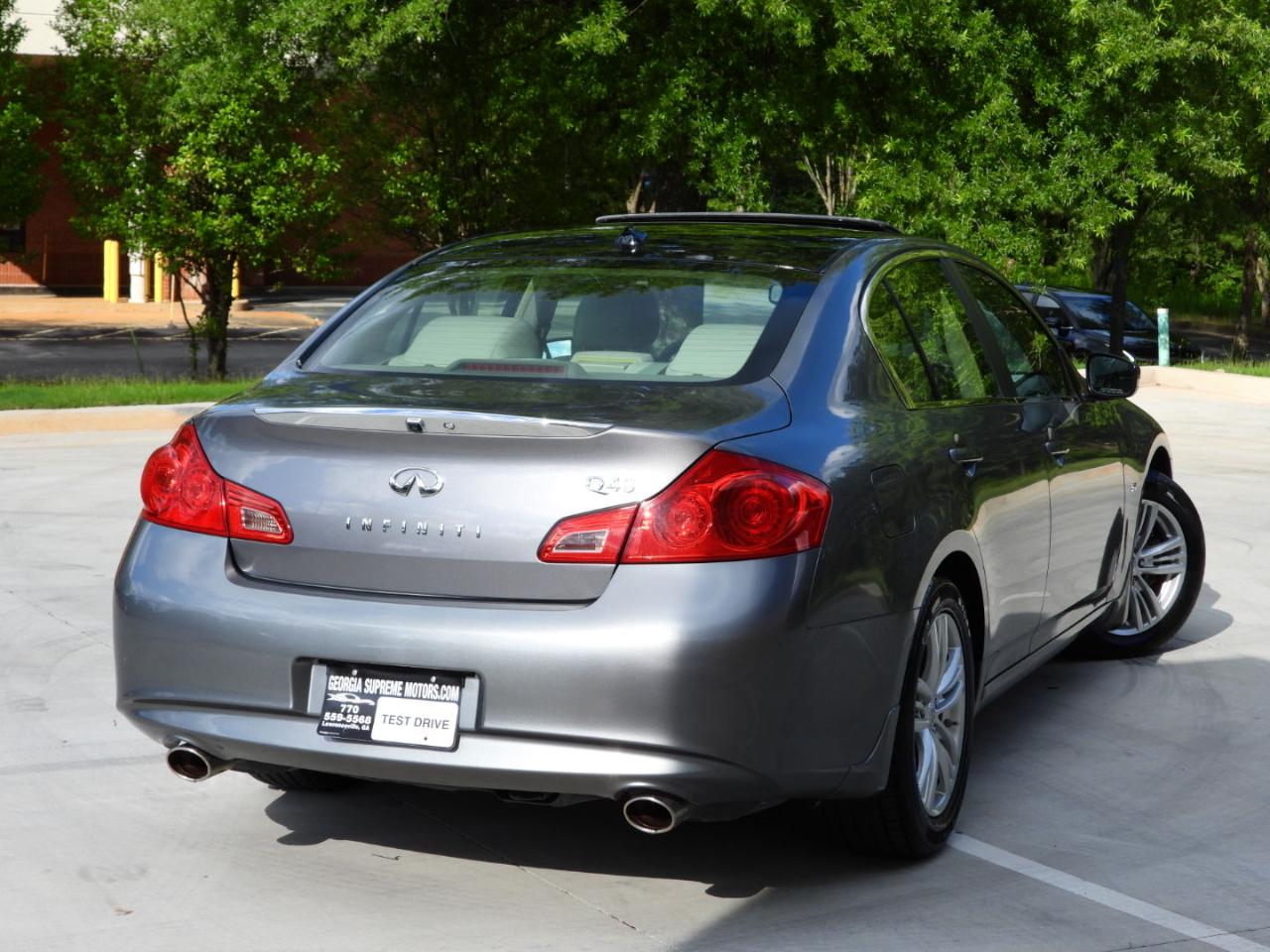Infiniti Q40 RWD 2015