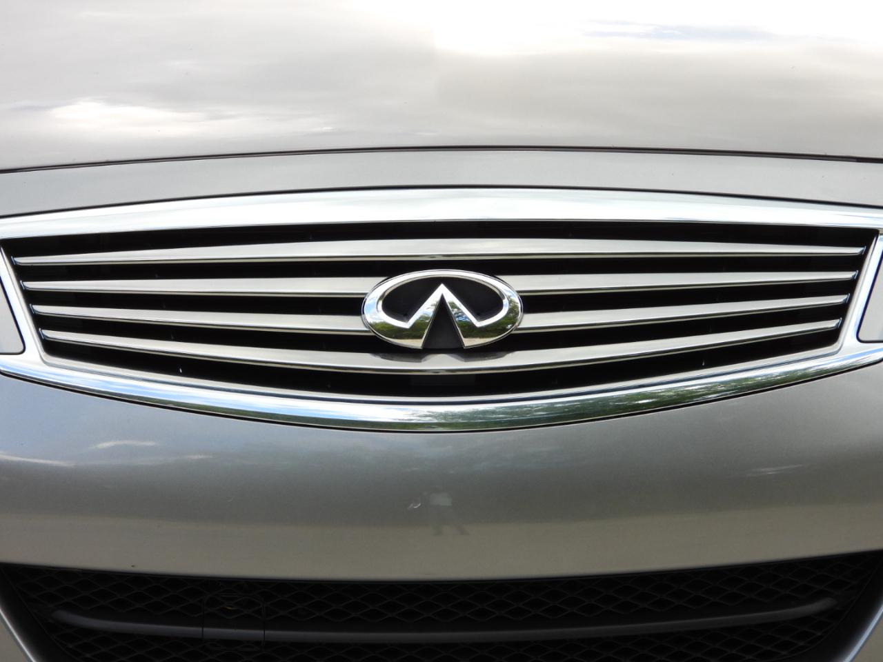 Infiniti Q40 RWD 2015