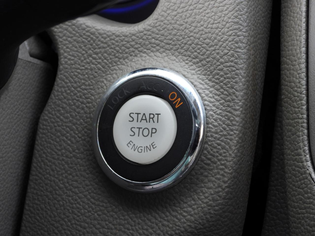 Infiniti Q40 RWD 2015