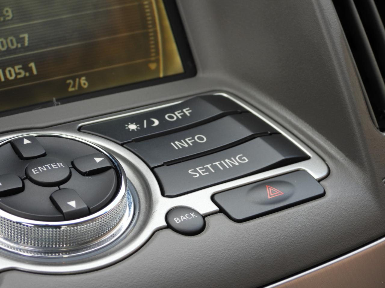 Infiniti Q40 RWD 2015