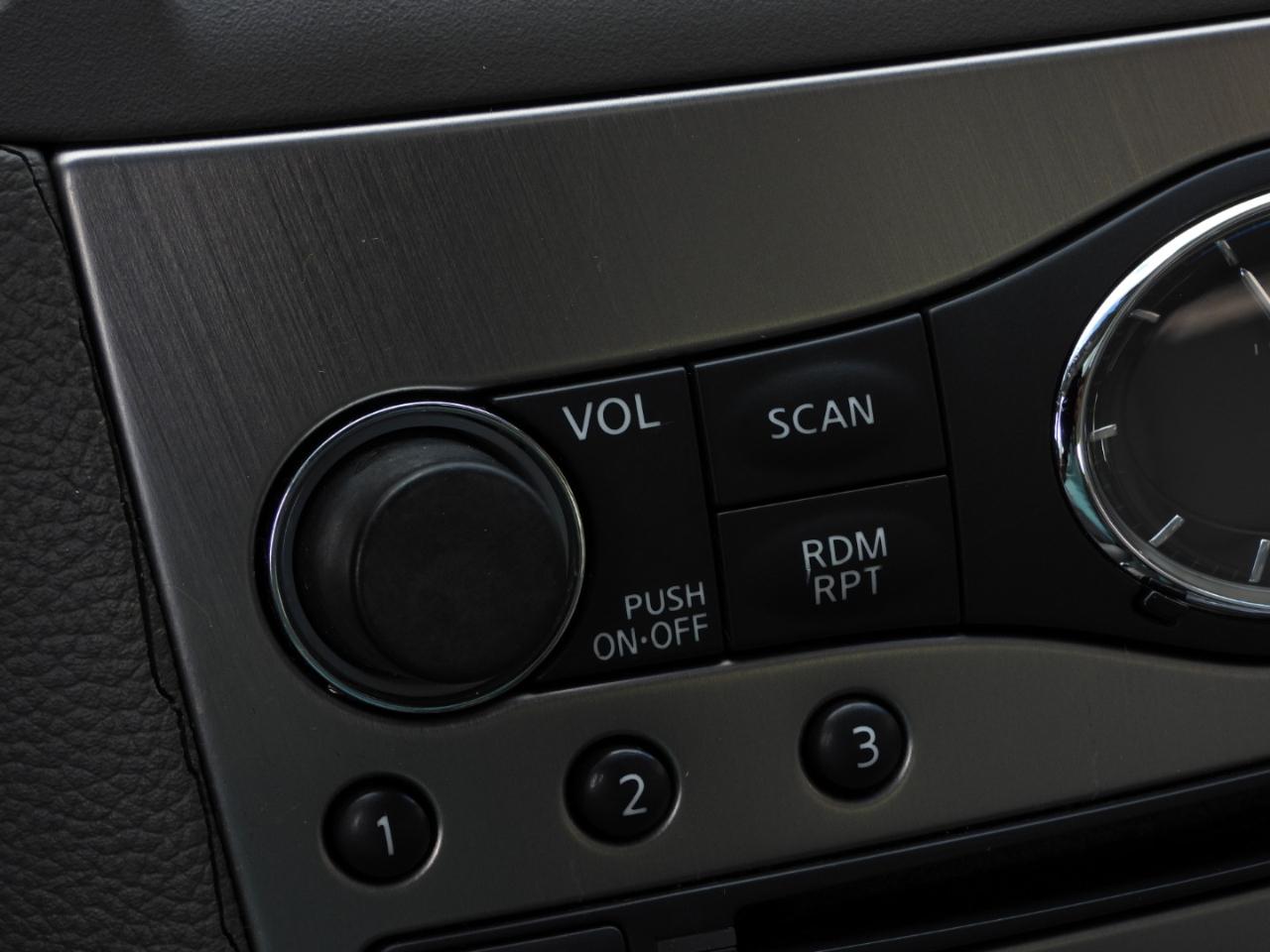 Infiniti Q40 RWD 2015