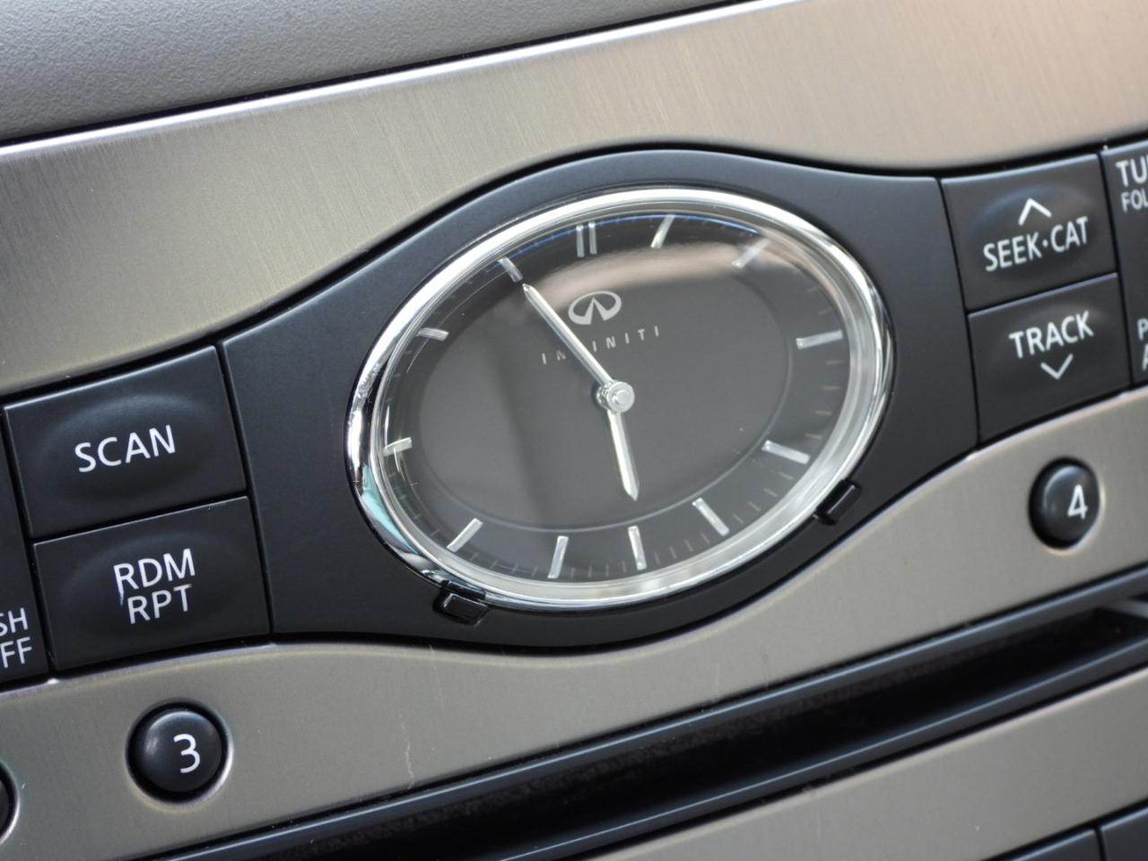 Infiniti Q40 RWD 2015
