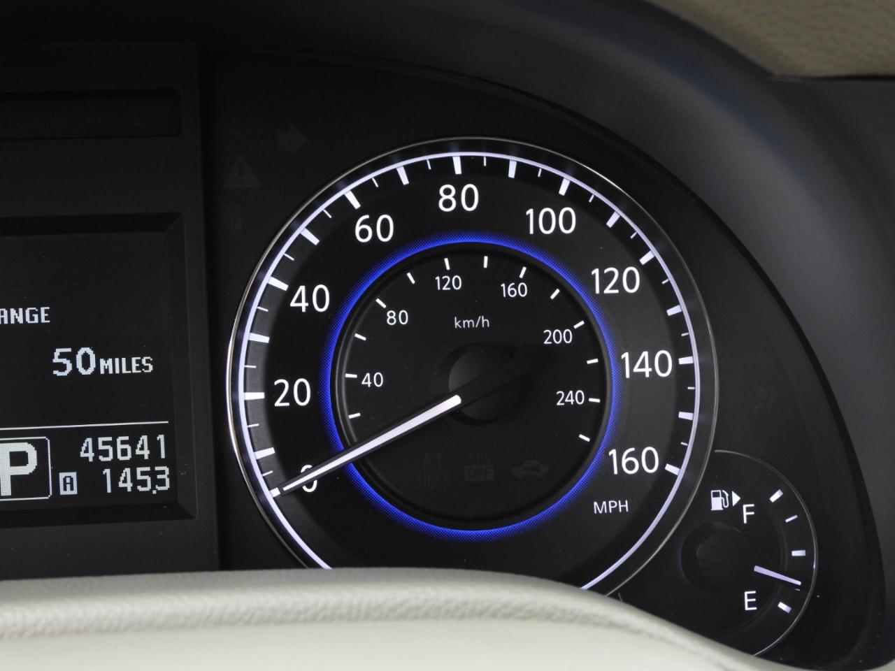 Infiniti Q40 RWD 2015