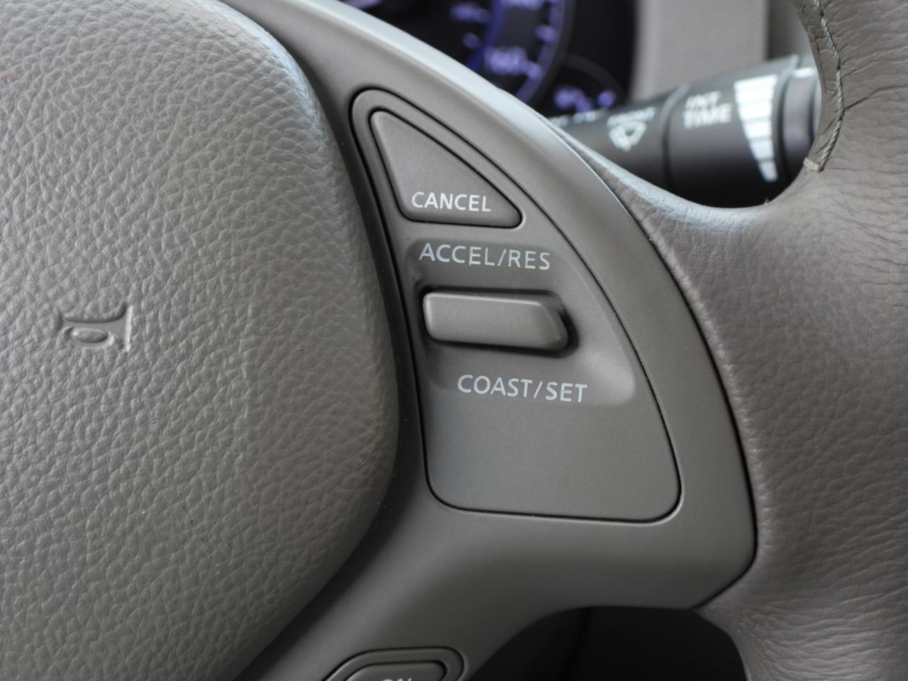 Infiniti Q40 RWD 2015