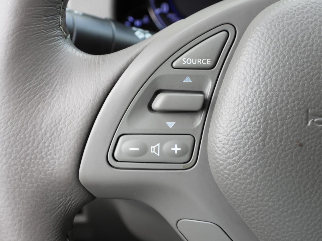 Infiniti Q40 RWD 2015