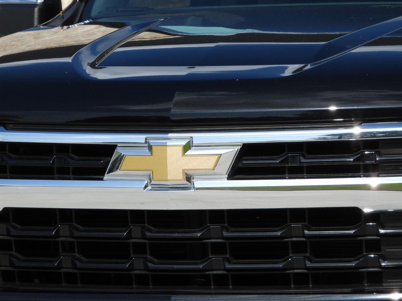 Chevrolet Silverado 1500 LT Crew Cab 2WD 2022