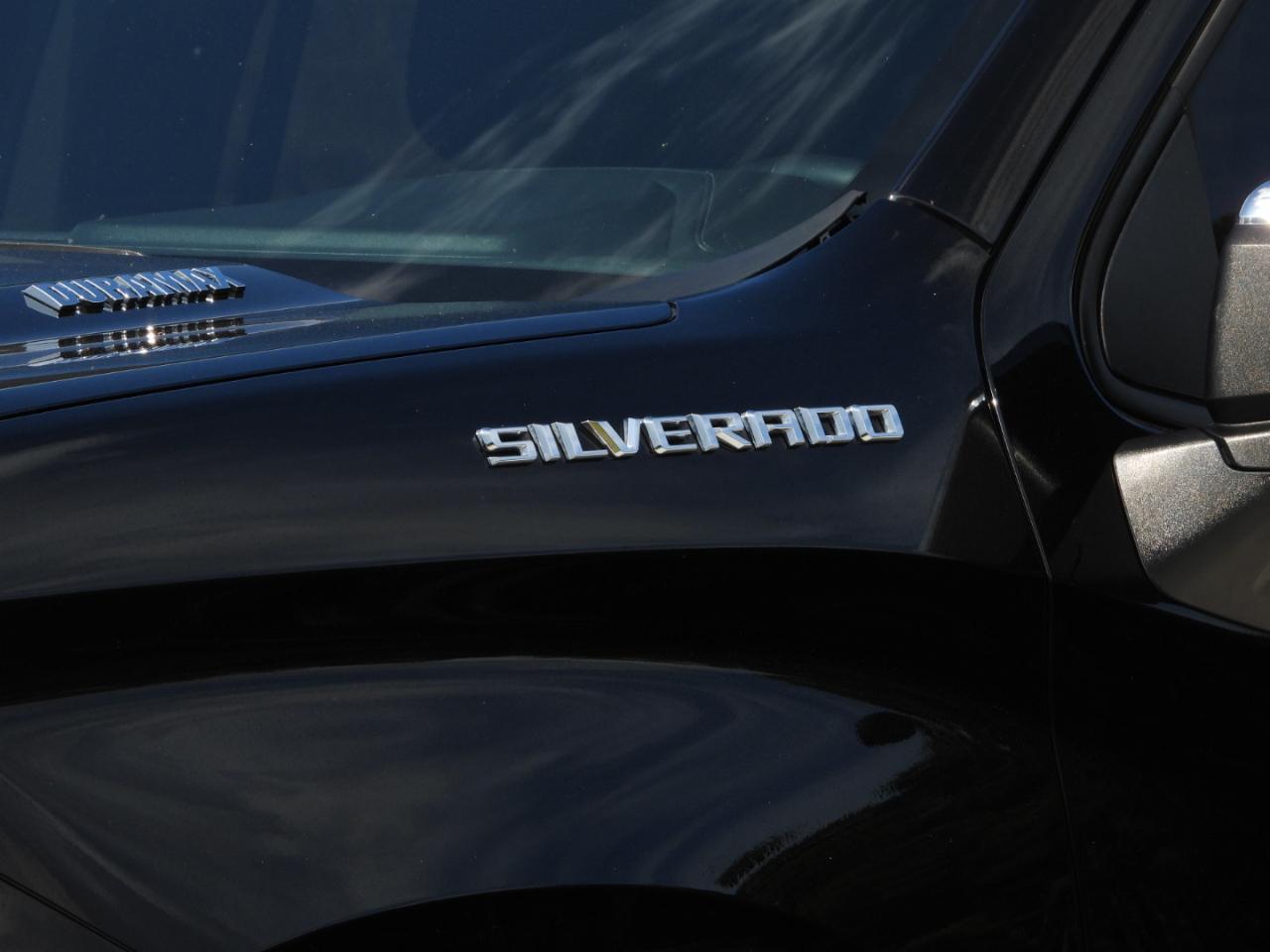 Chevrolet Silverado 1500 LT Crew Cab 2WD 2022