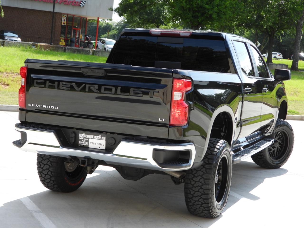 Chevrolet Silverado 1500 LT Crew Cab 2WD 2022