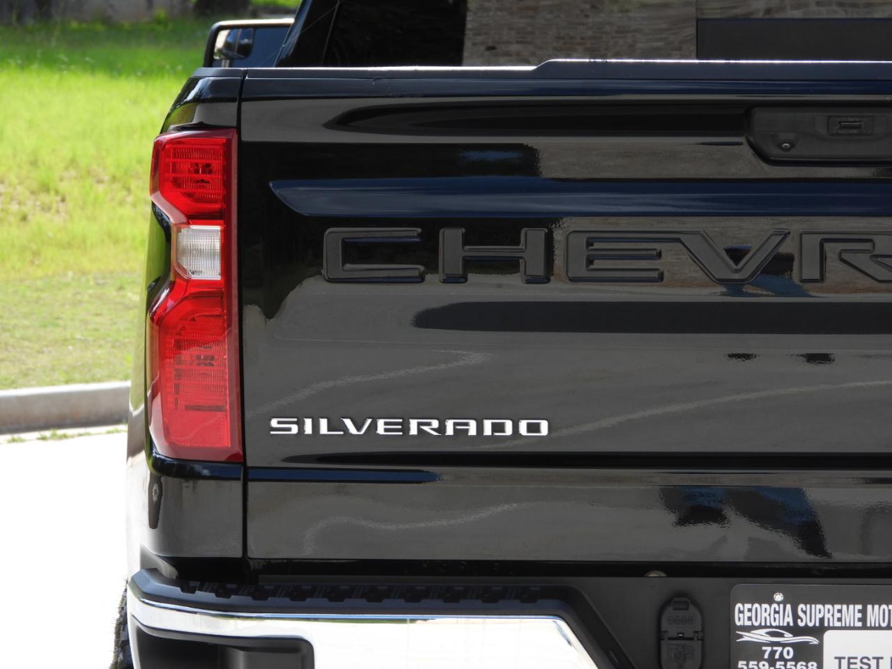 Chevrolet Silverado 1500 LT Crew Cab 2WD 2022