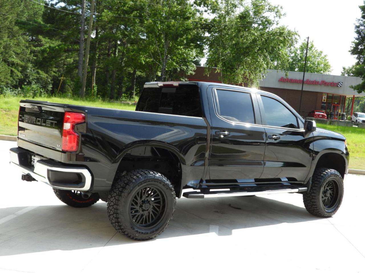 Chevrolet Silverado 1500 LT Crew Cab 2WD 2022