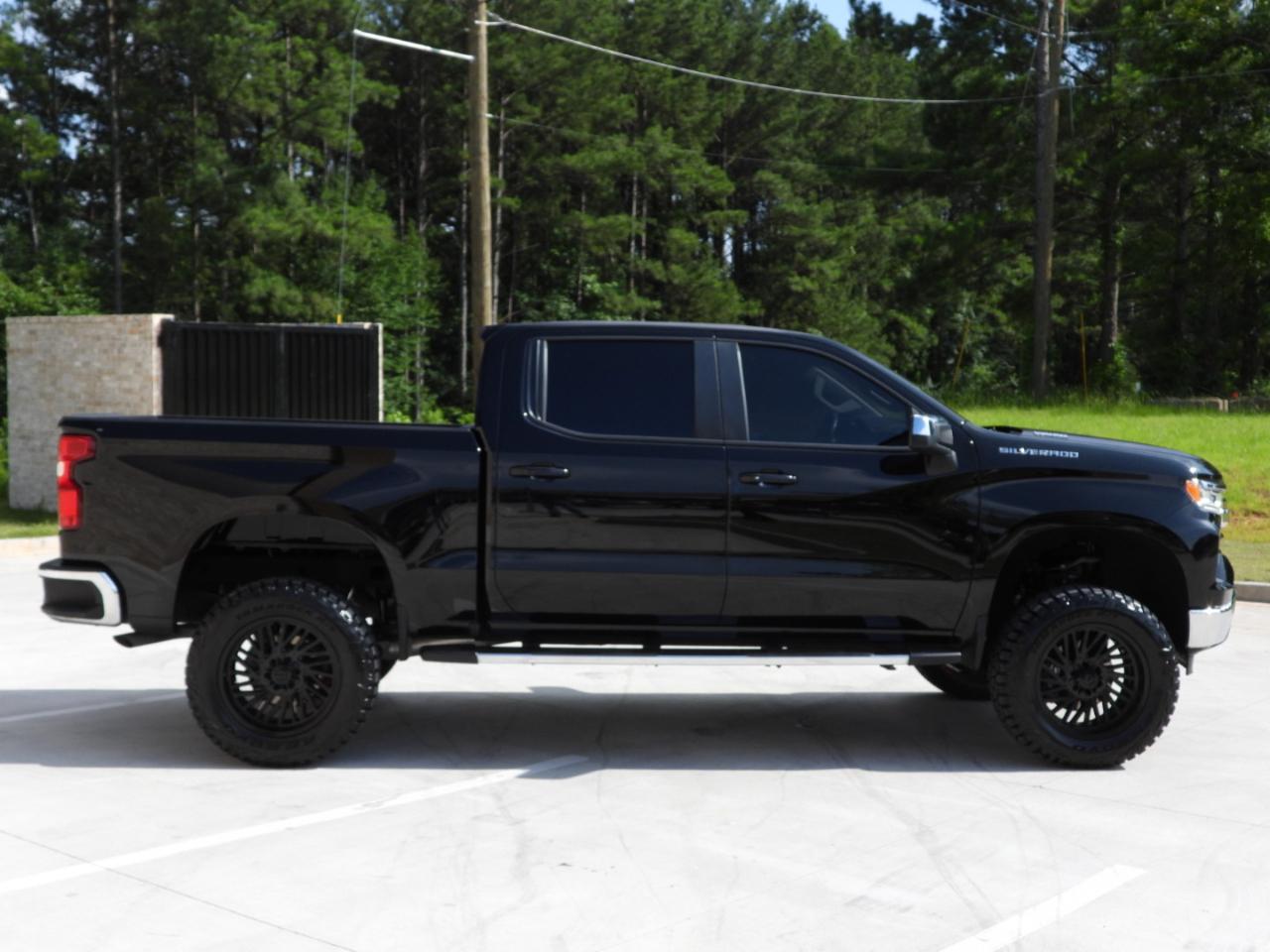Chevrolet Silverado 1500 LT Crew Cab 2WD 2022