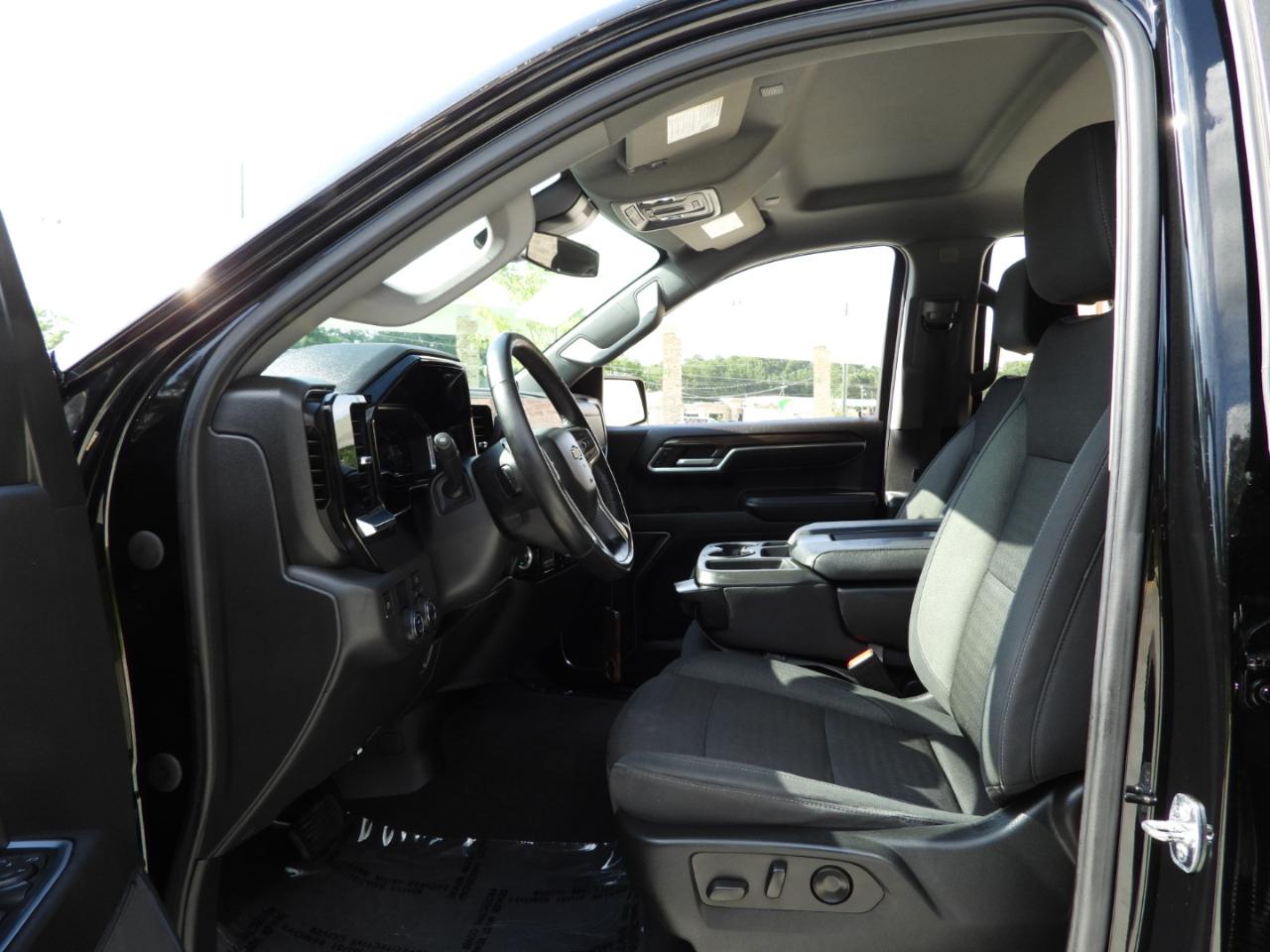 Chevrolet Silverado 1500 LT Crew Cab 2WD 2022
