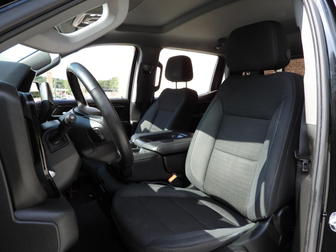 Chevrolet Silverado 1500 LT Crew Cab 2WD 2022