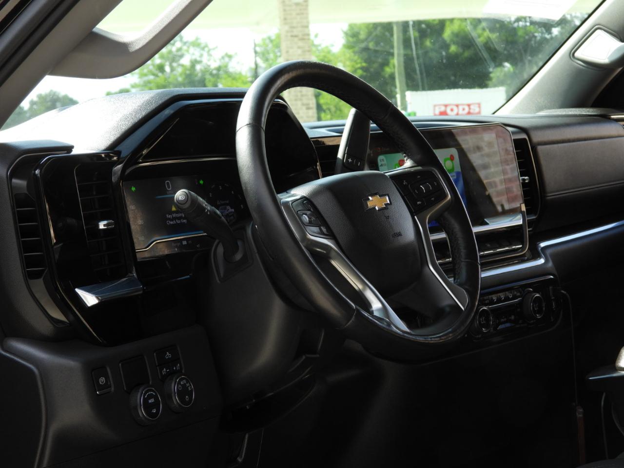 Chevrolet Silverado 1500 LT Crew Cab 2WD 2022