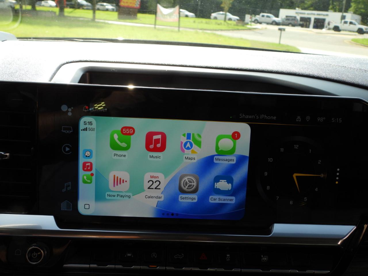 Chevrolet Silverado 1500 LT Crew Cab 2WD 2022