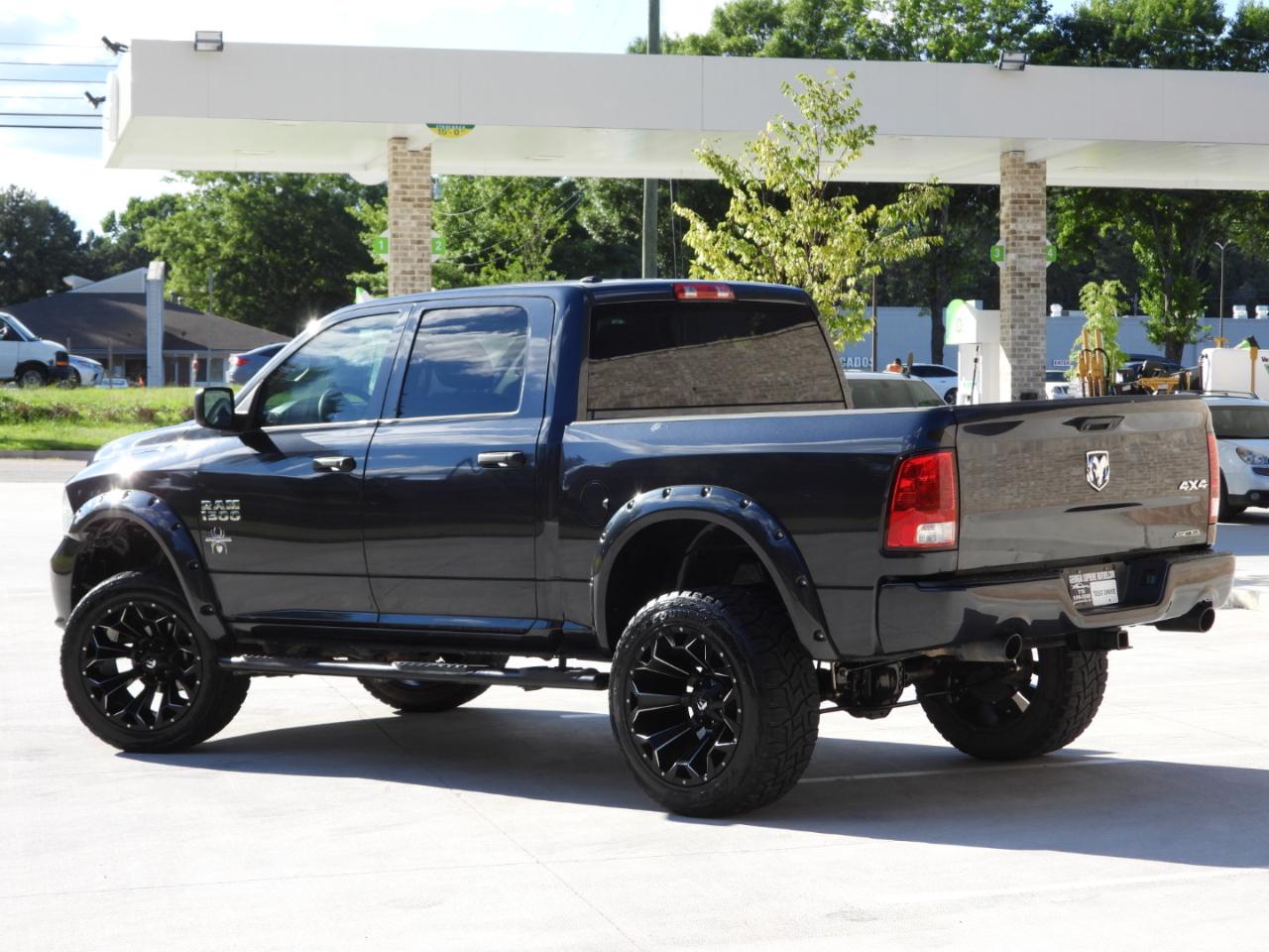 RAM 1500 ST Crew Cab 4WD 2018