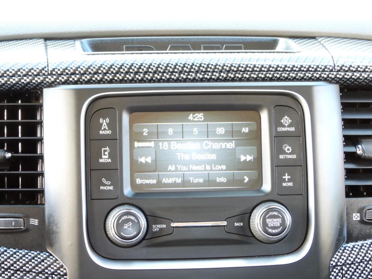 RAM 1500 ST Crew Cab 4WD 2018
