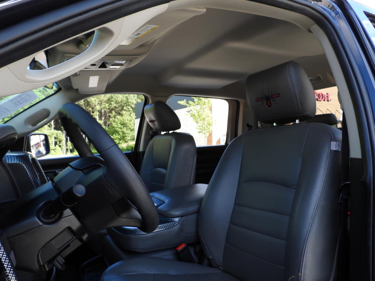 RAM 1500 ST Crew Cab 4WD 2018