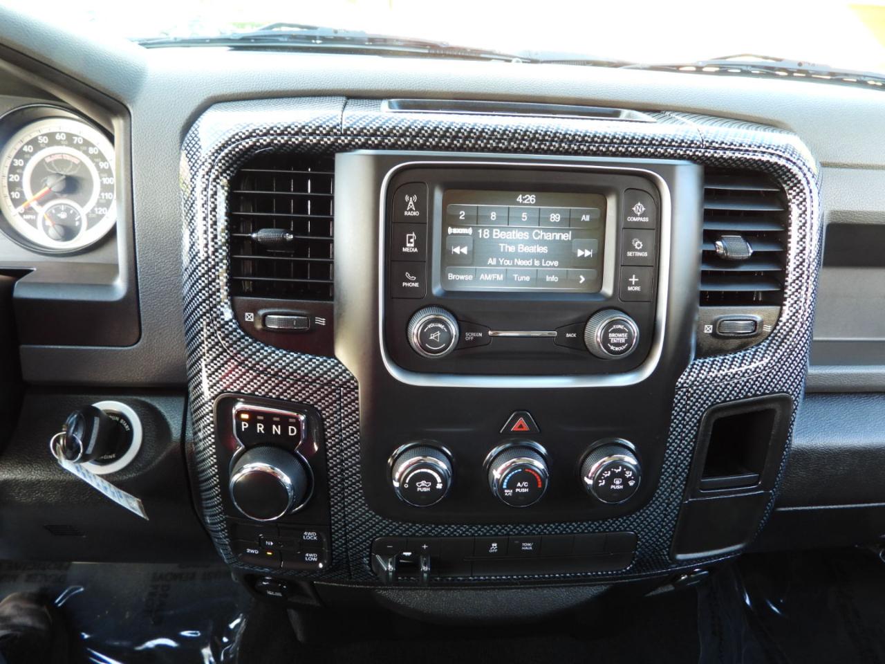 RAM 1500 ST Crew Cab 4WD 2018