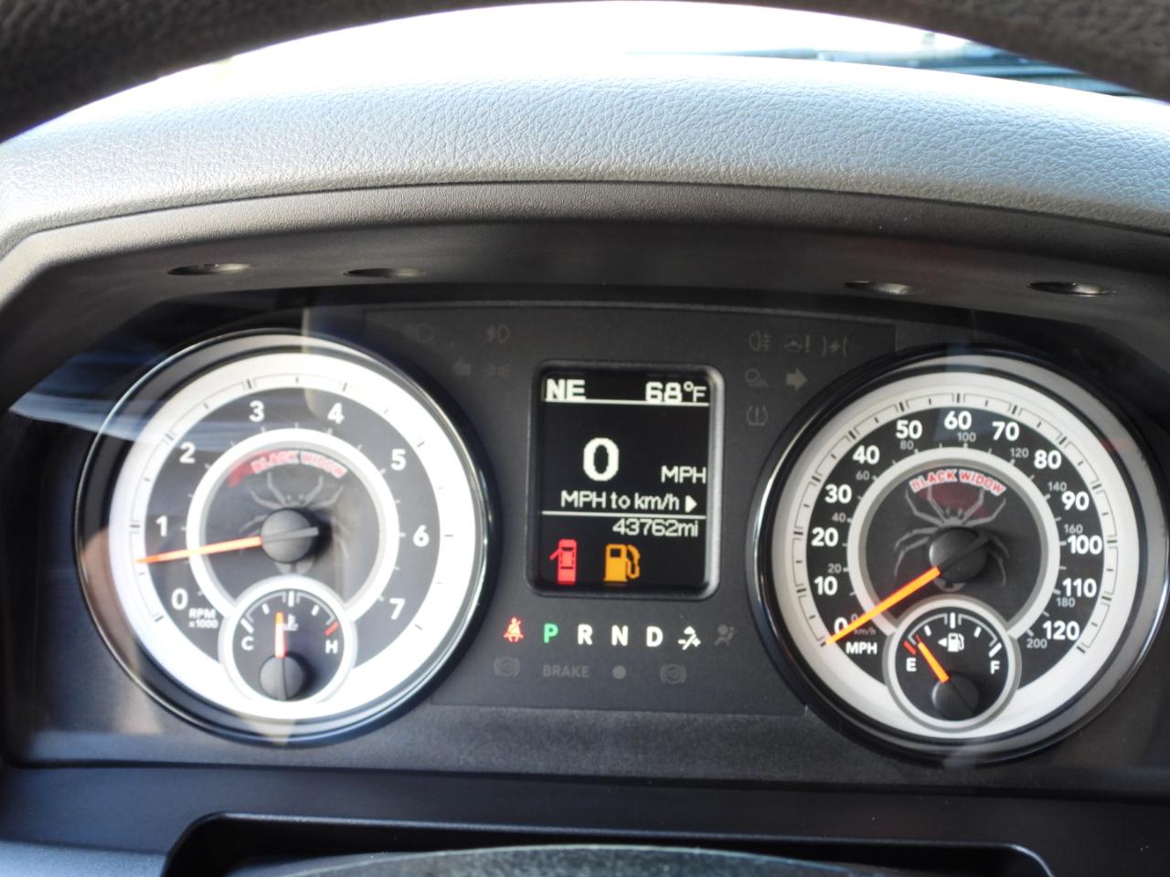 RAM 1500 ST Crew Cab 4WD 2018