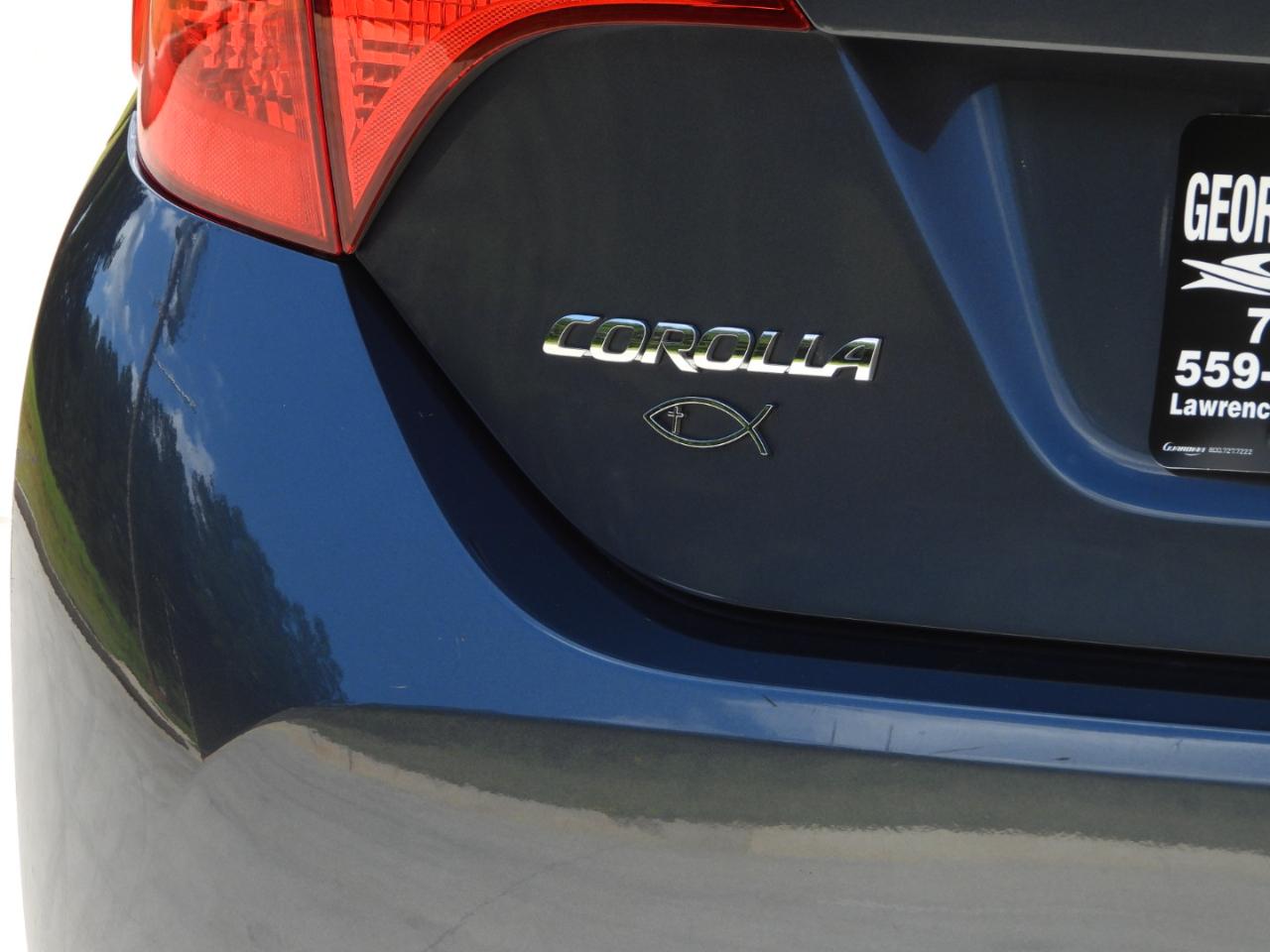Toyota Corolla LE Premium 4D Sedan 2019