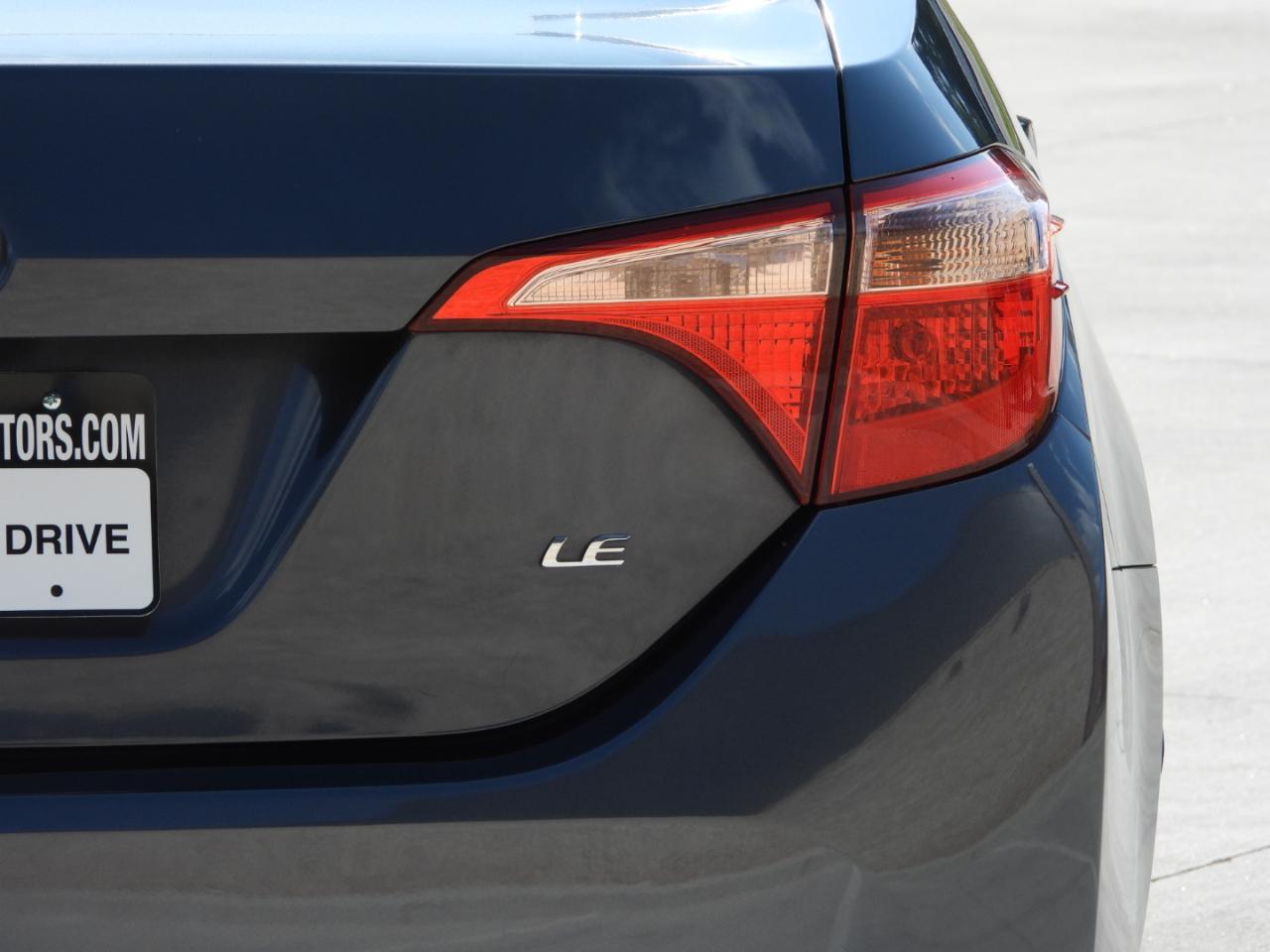 Toyota Corolla LE Premium 4D Sedan 2019