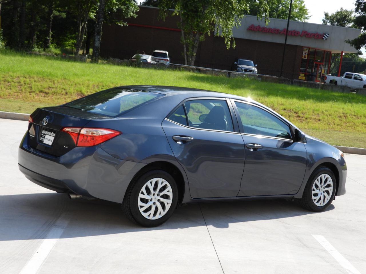 Toyota Corolla LE Premium 4D Sedan 2019