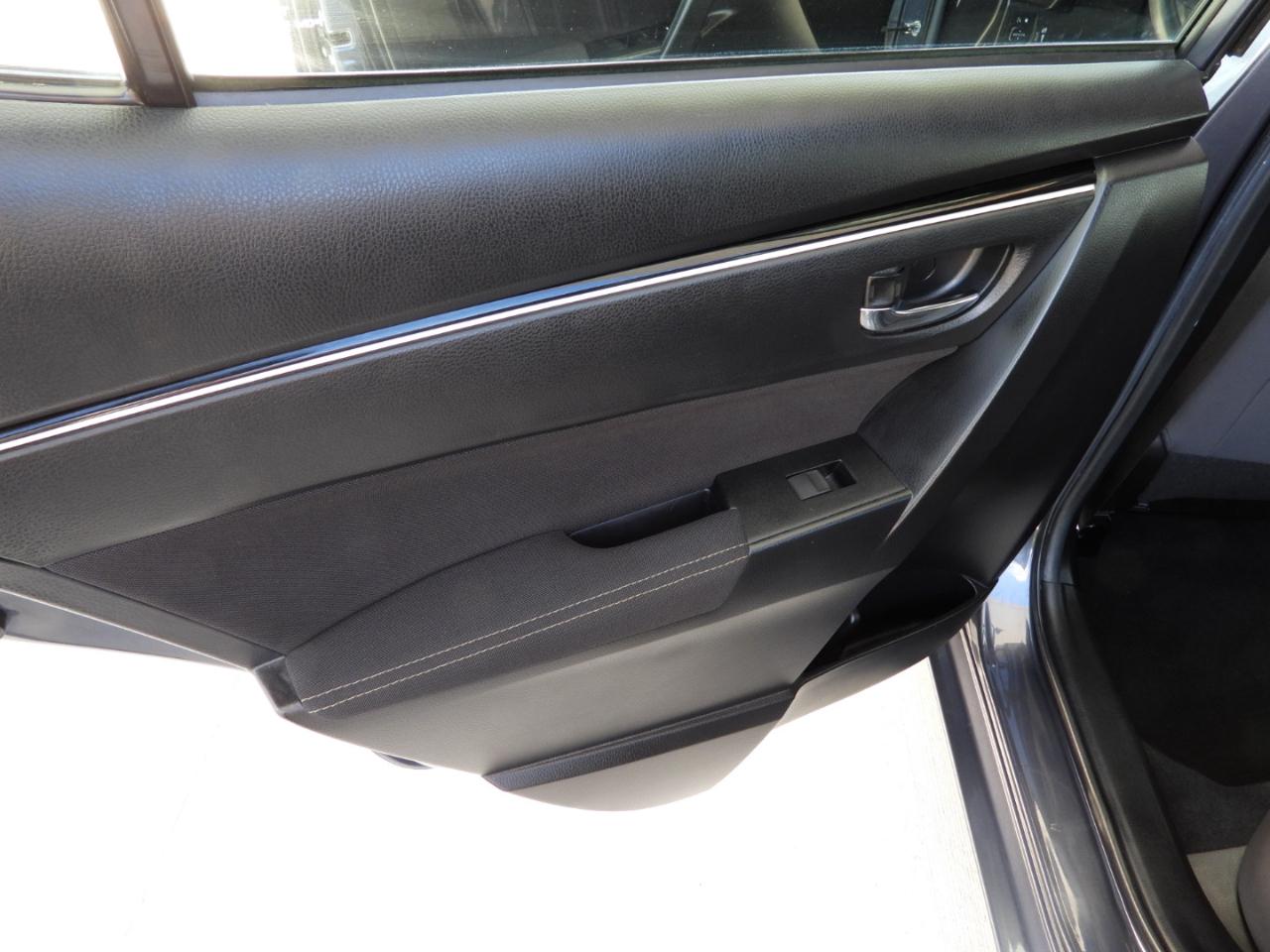 Toyota Corolla LE Premium 4D Sedan 2019