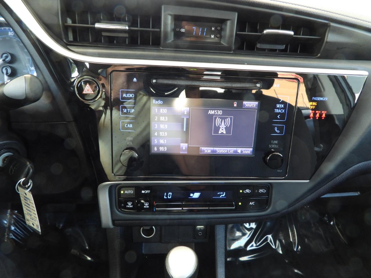 Toyota Corolla LE Premium 4D Sedan 2019