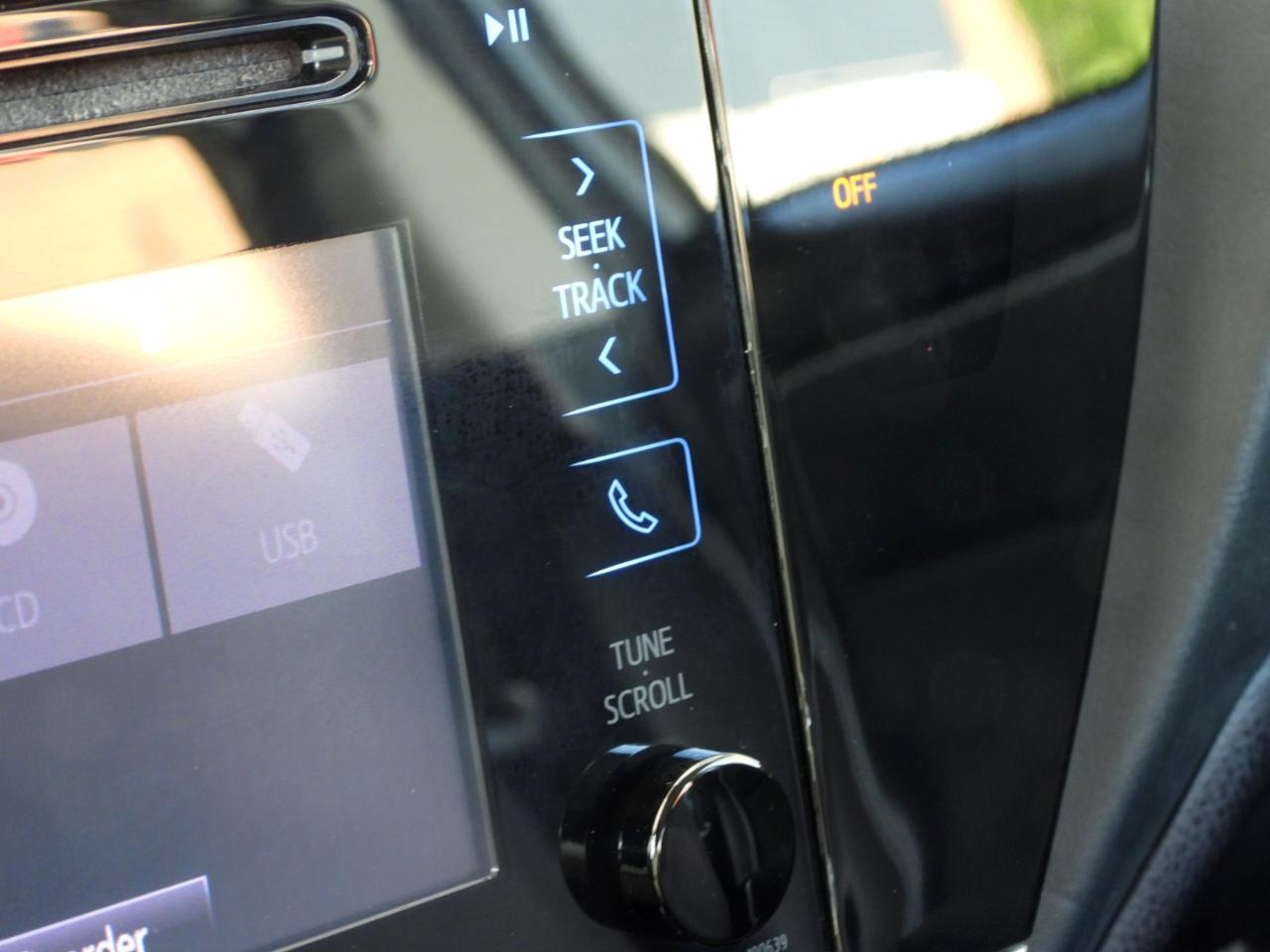 Toyota Corolla LE Premium 4D Sedan 2019